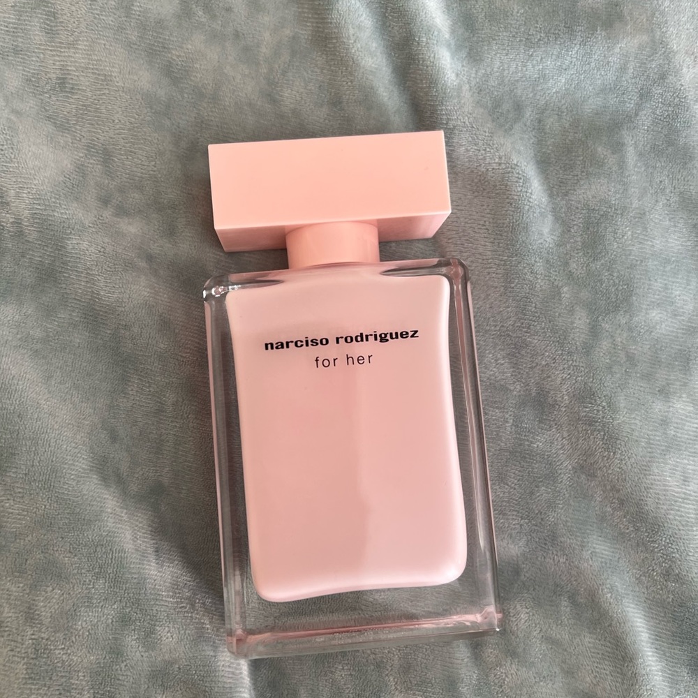 Narcisco Rodriguez perfume for her